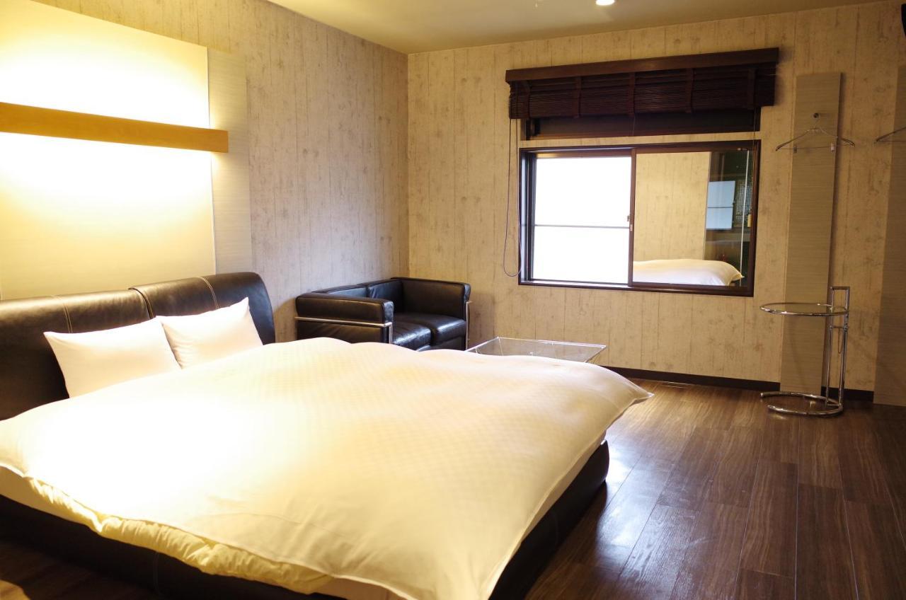 Bar 39 Hotel Higashihiroshima Bagian luar foto