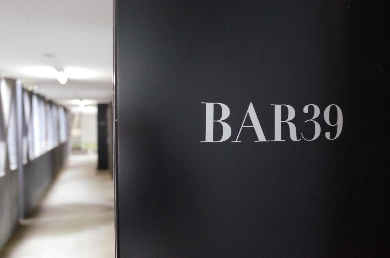 Bar 39 Hotel Higashihiroshima Bagian luar foto